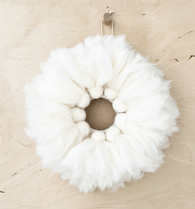 CHUNKY YARN WREATH - OFF WHITE